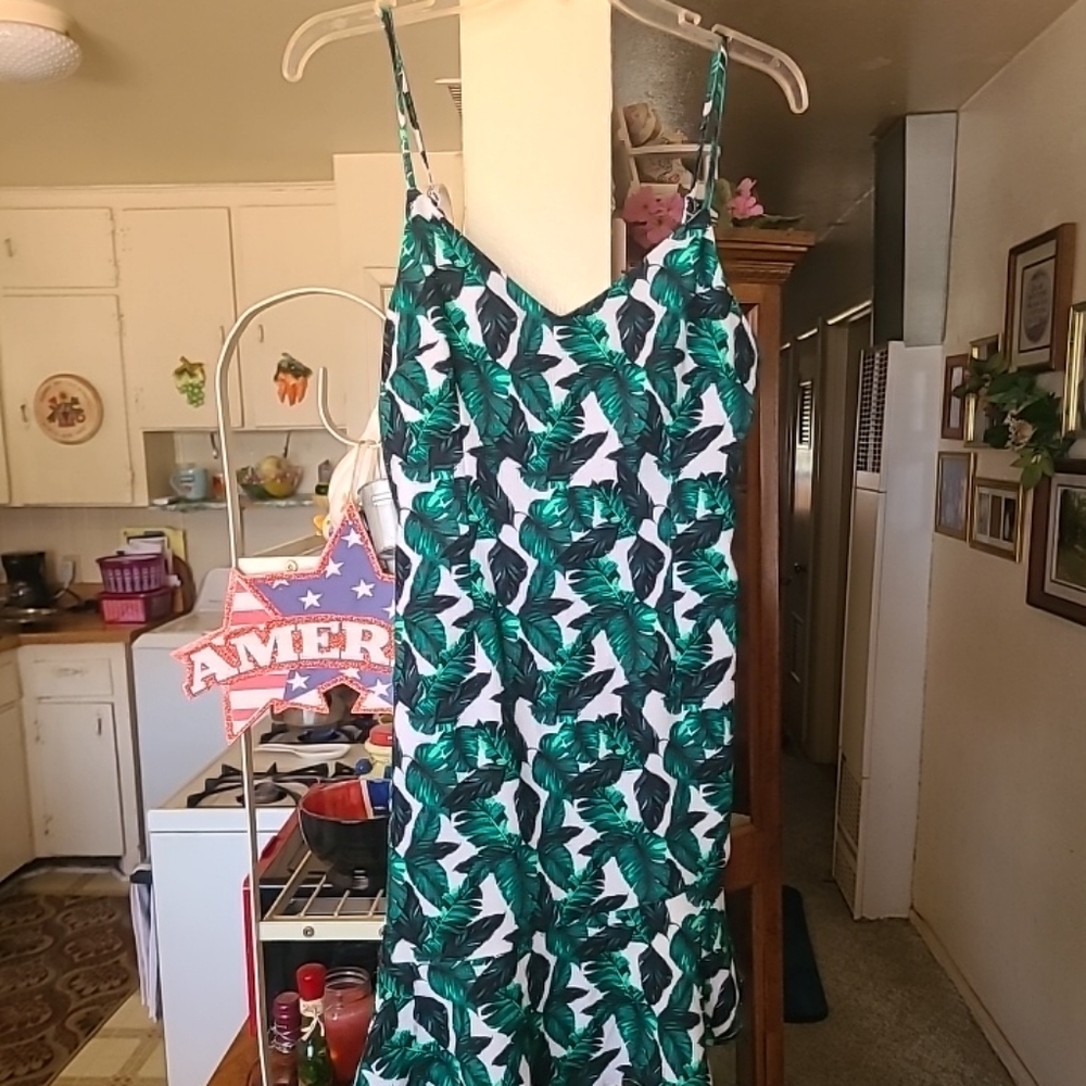 Sundress Versona sz 8